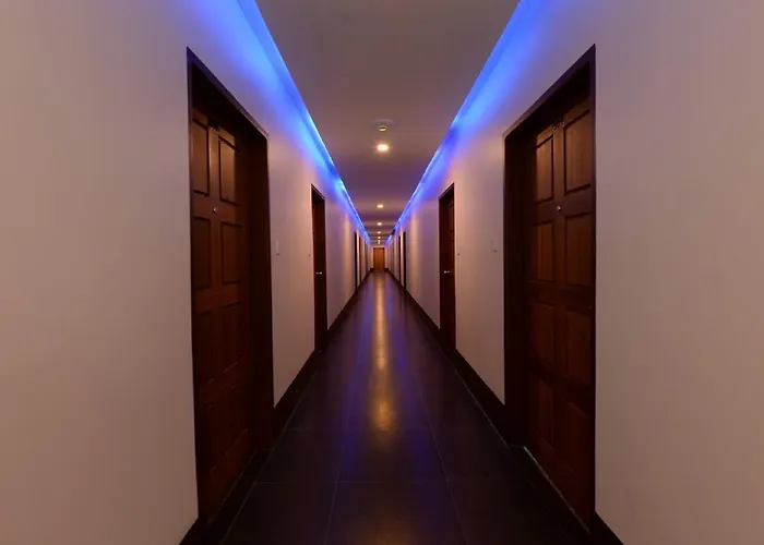 Min Nandar Garden Hotel